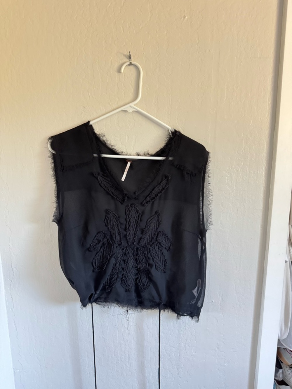 Free People Black Sleeveless Embroidered V-Neck Camisole
